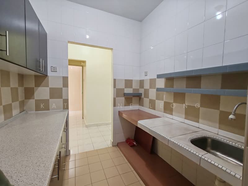 Apartment for Sale at Apartment Impian - Katherine Leong - Kitchen - PropertyGuru.com.my
