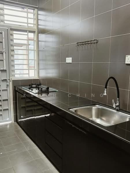 2-storey Terraced House for Sale in Taman Setia Indah (Tebrau) - Keith Ching - Kitchen - PropertyGuru.com.my