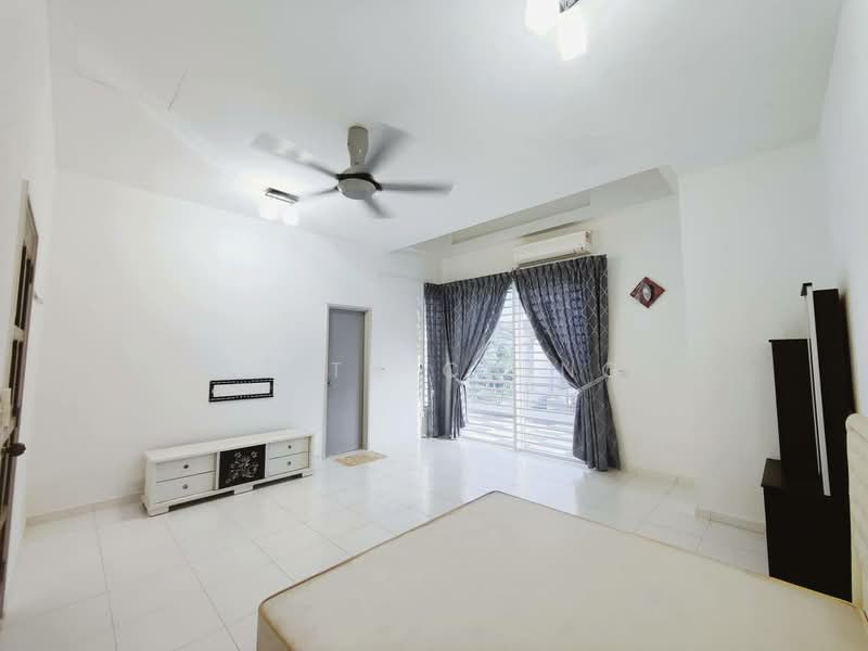2-storey Terraced House for Sale in Taman Setia Indah (Tebrau) - Keith Ching - Bedroom - PropertyGuru.com.my