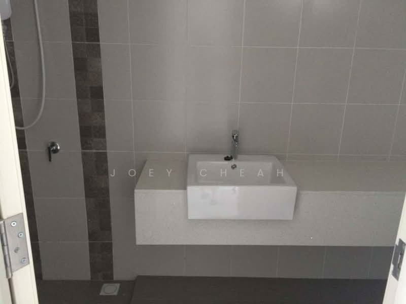 Kondominium untuk Disewa di Imperial Residences - Joey Cheah - Bathroom - PropertyGuru.com.my