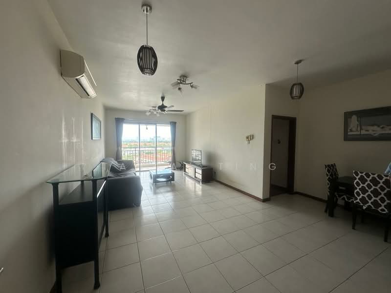 Pangsapuri untuk Disewa di Molek Pine 1 - Tay Ai Ting - Living Room - PropertyGuru.com.my
