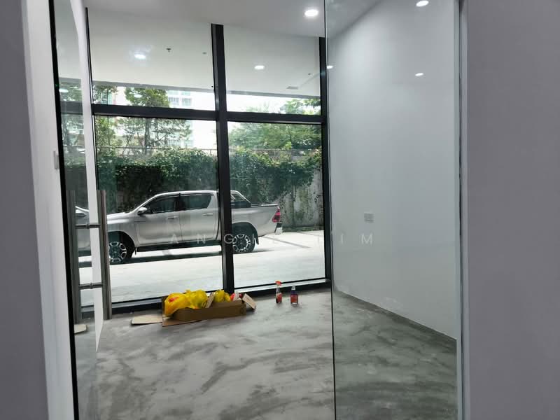 Pejabat untuk Disewa di Petaling Jaya (Selangor) - Angie Lim - Entrance - PropertyGuru.com.my