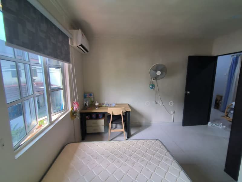 2-storey Terraced House for Sale in Taman Scientex Pasir Gudang (Pasir Gudang) - Daniel Yong - Bedroom - PropertyGuru.com.my