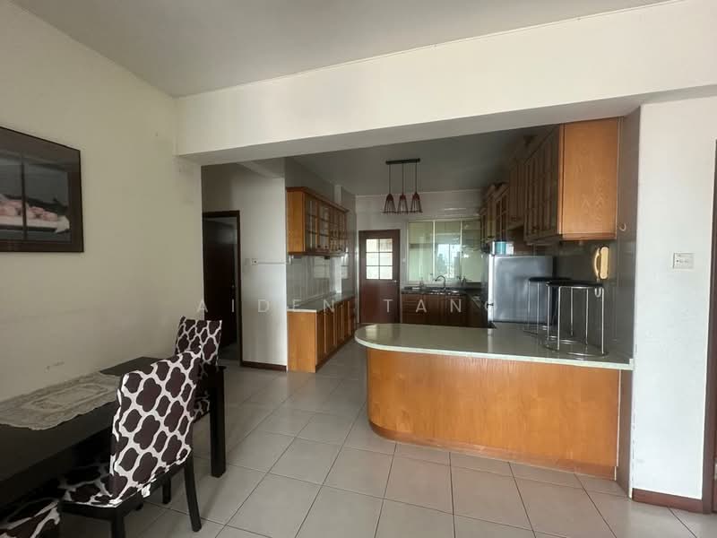 Pangsapuri untuk Dijual di Molek Pine 1 - Aiden Tang - Kitchen - PropertyGuru.com.my