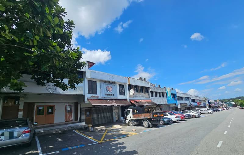 Kedai / Pejabat untuk Dijual di Taman Ungku Tun Aminah (Skudai) - Kim Yeng Loh - Exterior - PropertyGuru.com.my
