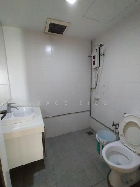 Kondominium untuk Disewa di Casa Indah 2 - Grace Siew - Bathroom - PropertyGuru.com.my
