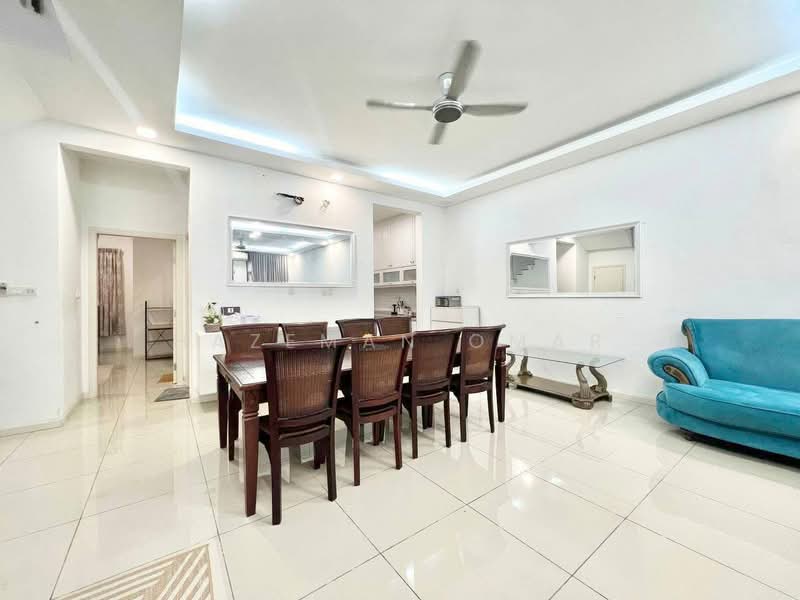 Rumah Teres 2 Tingkat untuk Dijual di U12, Taman Cahaya Alam (Shah Alam) - Hazeman Omar - Dining Room - PropertyGuru.com.my