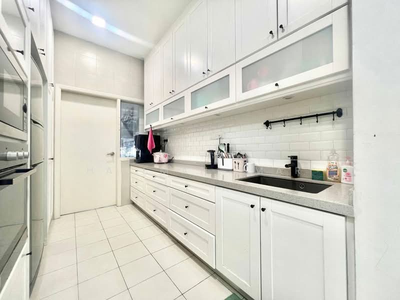 Rumah Teres 2 Tingkat untuk Dijual di U12, Taman Cahaya Alam (Shah Alam) - Hazeman Omar - Kitchen - PropertyGuru.com.my