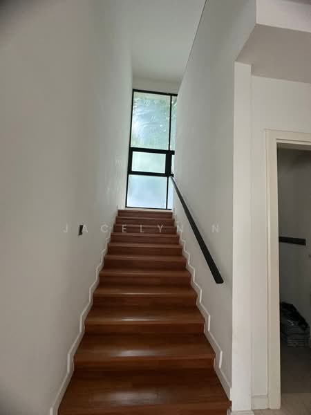 Rumah Banglo untuk Disewa di Iskandar Puteri (Nusajaya) (Johor) - Jacelyn Ng - Corridor - PropertyGuru.com.my