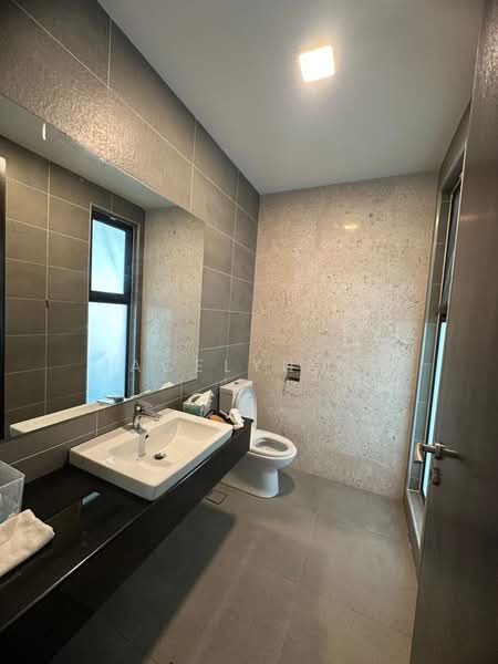 Rumah Banglo untuk Disewa di Iskandar Puteri (Nusajaya) (Johor) - Jacelyn Ng - Bathroom - PropertyGuru.com.my