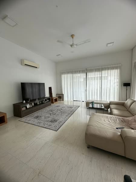 Rumah Banglo untuk Disewa di Iskandar Puteri (Nusajaya) (Johor) - Jacelyn Ng - Living Room - PropertyGuru.com.my