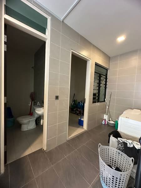 Rumah Banglo untuk Disewa di Iskandar Puteri (Nusajaya) (Johor) - Jacelyn Ng - Bathroom - PropertyGuru.com.my