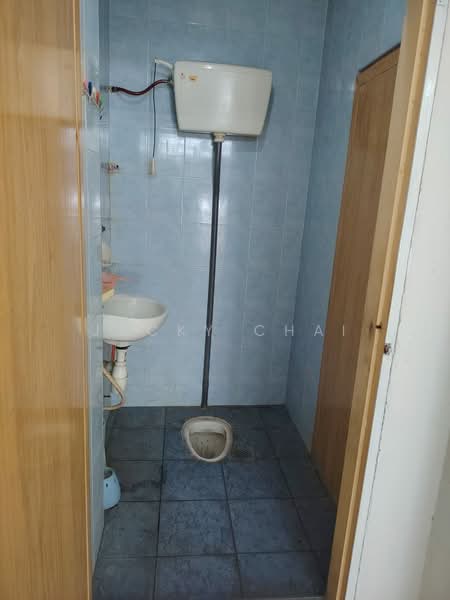 Shop / Office for Rent in Pekan Nanas (Johor) - Jacky Chai - Bathroom - PropertyGuru.com.my