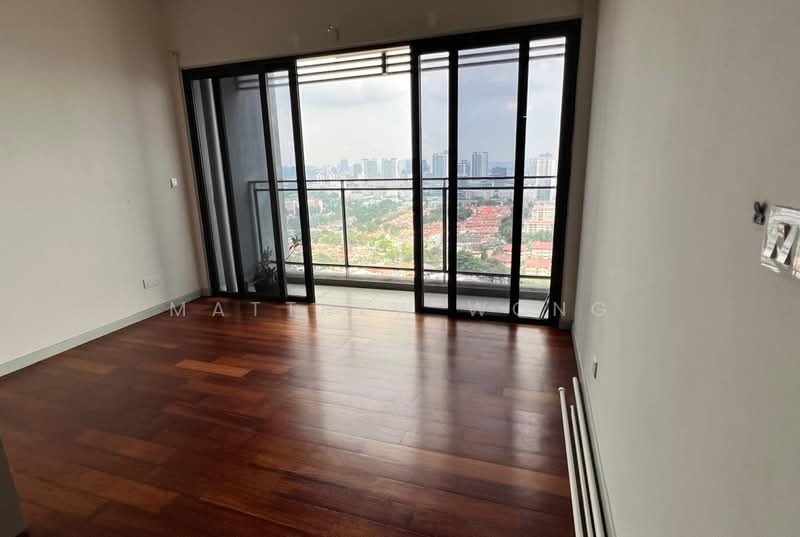 Servis Apartment untuk Disewa di Seventeen Mall & Residences (Biji Living) - Matthew Wong - Balcony - PropertyGuru.com.my