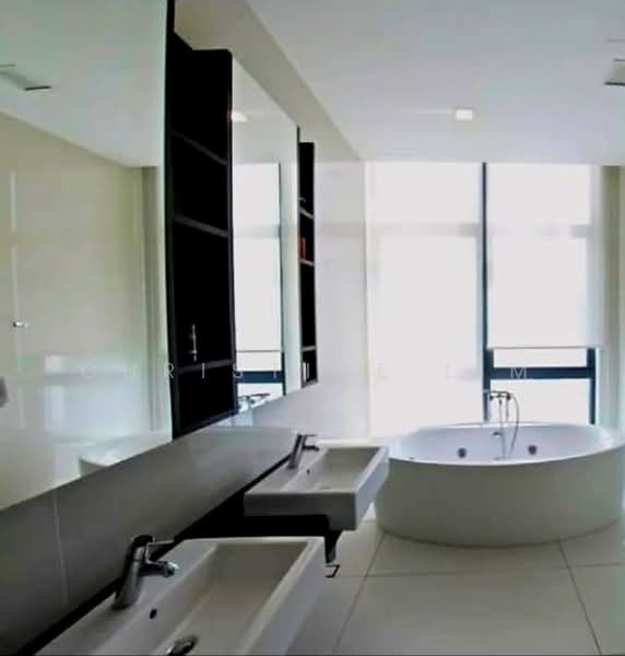 Condominium for Sale at Tropicana Grande - Christine Lim - Master Bathroom - PropertyGuru.com.my
