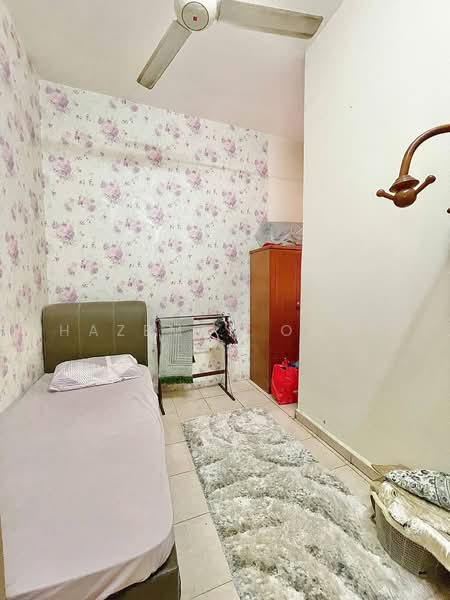 Rumah Teres 2 Tingkat untuk Dijual di Seksyen U10 (Shah Alam) - Hazeman Omar - Bedroom - PropertyGuru.com.my