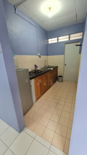 Pangsapuri untuk Dijual di Taman Seri Setanggi - Daniel Yong - Kitchen - PropertyGuru.com.my