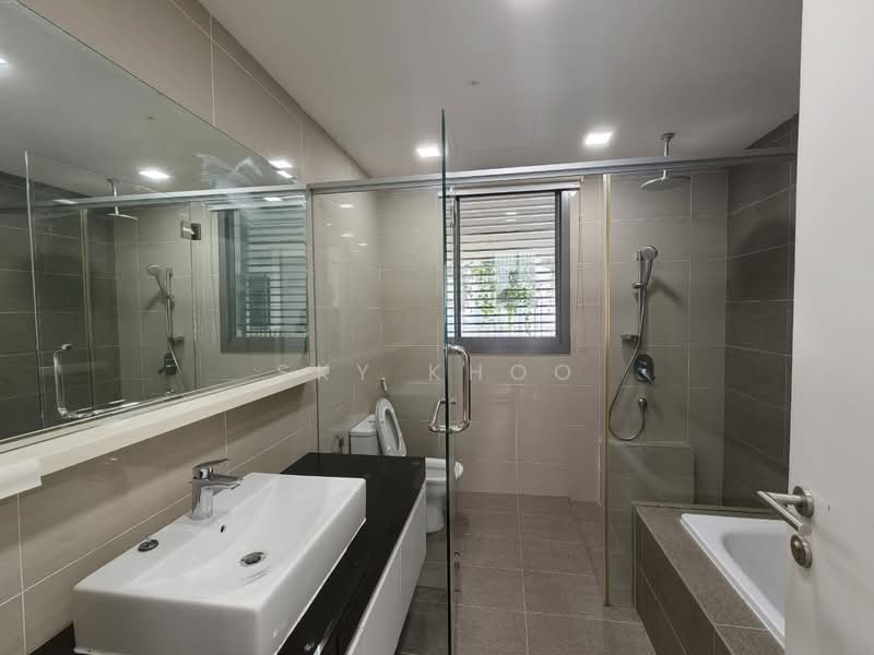 Condominium for Sale at Iskandar Residences - Sky Khoo - Bathroom - PropertyGuru.com.my