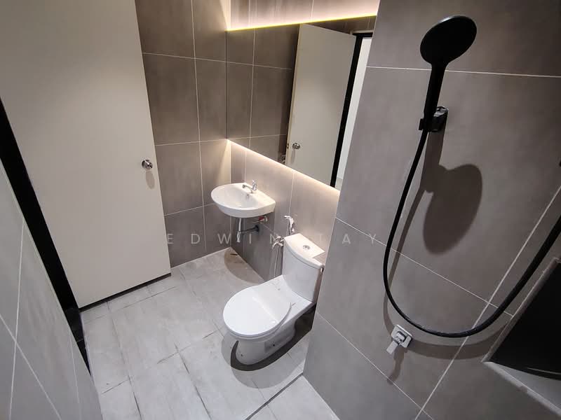 Servis Apartment untuk Disewa di Space Residency - Edwin Tay - bathroom outside - PropertyGuru.com.my