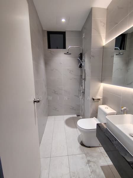Servis Apartment untuk Disewa di Space Residency - Edwin Tay - Attached Bathroom - PropertyGuru.com.my