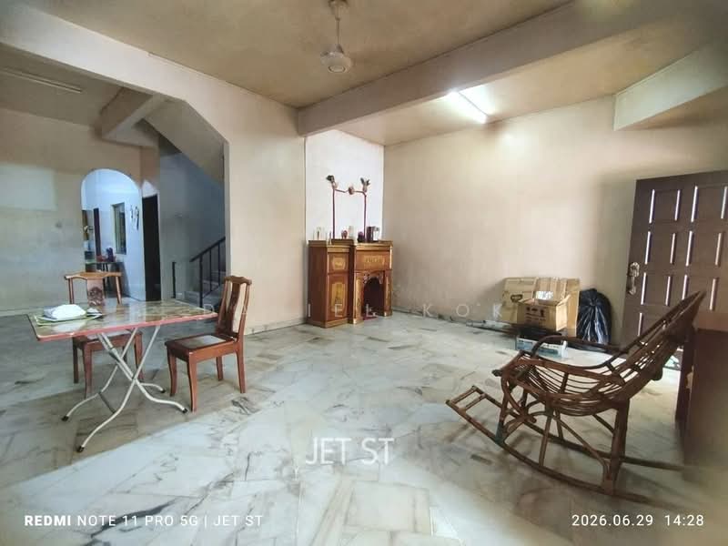 Rumah Teres 2 Tingkat untuk Dijual di Taman Sentosa (Klang) - Daniel Kok - Living Room - PropertyGuru.com.my