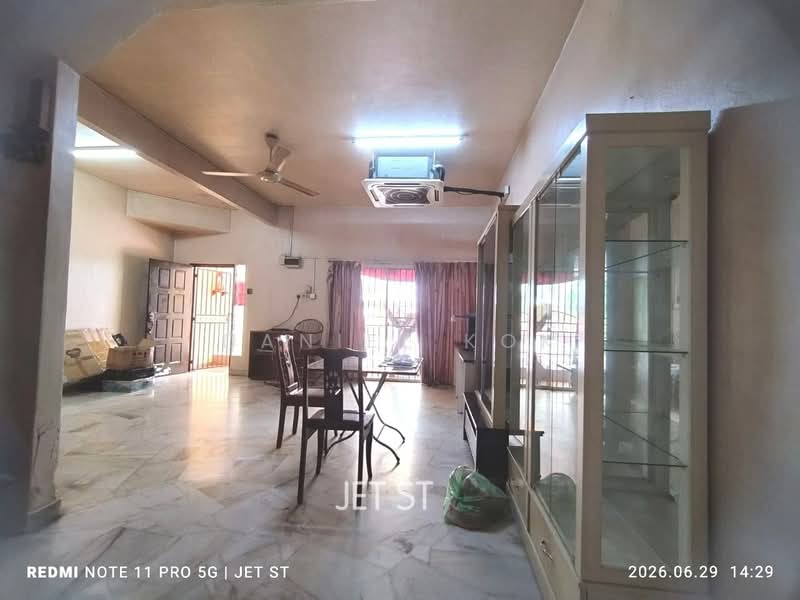 Rumah Teres 2 Tingkat untuk Dijual di Taman Sentosa (Klang) - Daniel Kok - Living Room - PropertyGuru.com.my