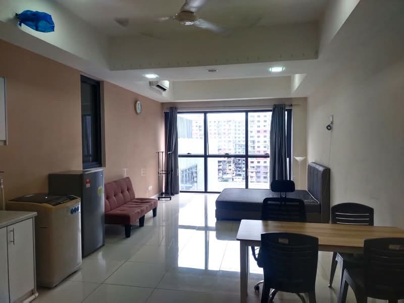 Servis Apartment untuk Disewa di Icon Residenz @ Icon City - Terry Yee - Living Room - PropertyGuru.com.my