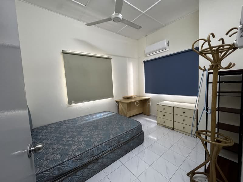 2-storey Terraced House for Rent in Taman Mayang Jaya (Petaling Jaya) - Jeslyn Chua - Bedroom - PropertyGuru.com.my