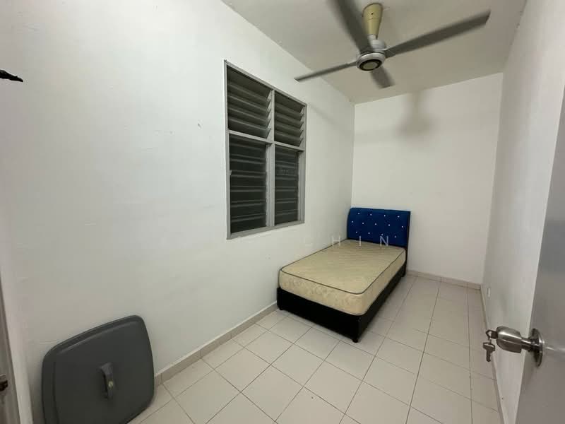 Apartment for Rent at Villa Krystal @ Bandar Selesa Jaya - April Chin - Bedroom - PropertyGuru.com.my