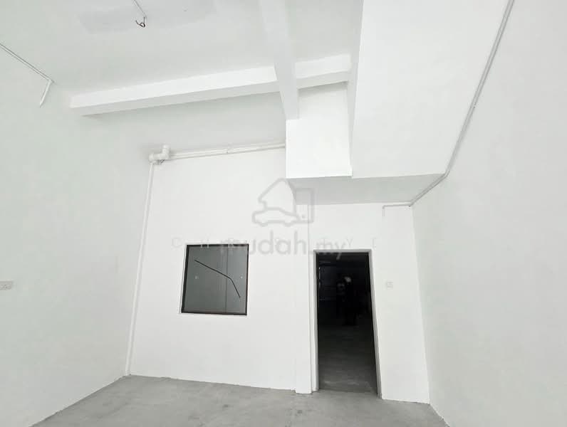 Shop for Sale in Klang (Selangor) - Chris Tye - Interior - PropertyGuru.com.my