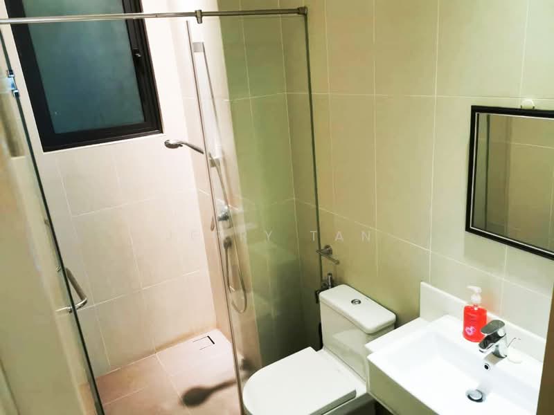 Kondominium untuk Disewa di The LIGHT COLLECTION II - Jerry Tan - Bathroom - PropertyGuru.com.my