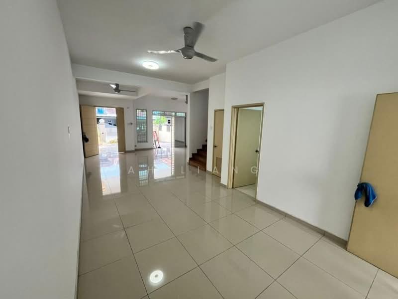 2-storey Terraced House for Sale in Taman Sri Pulai Perdana 2 (Skudai) - Ah Liang - Living Room - PropertyGuru.com.my