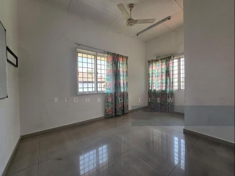 2-storey Terraced House for Sale in Taman Sea (Petaling Jaya) - Richard Liew - PropertyGuru.com.my