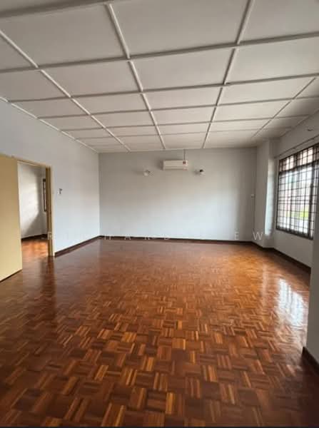 2-storey Terraced House for Sale in Taman Sea (Petaling Jaya) - Richard Liew - Living Room - PropertyGuru.com.my