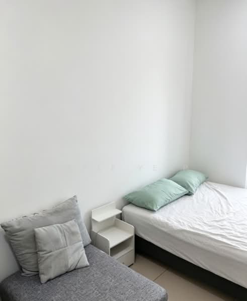 Condominium for Rent at Queens Residences Q2 @ Queens Waterfront - Apple Yeap - Bedroom - PropertyGuru.com.my