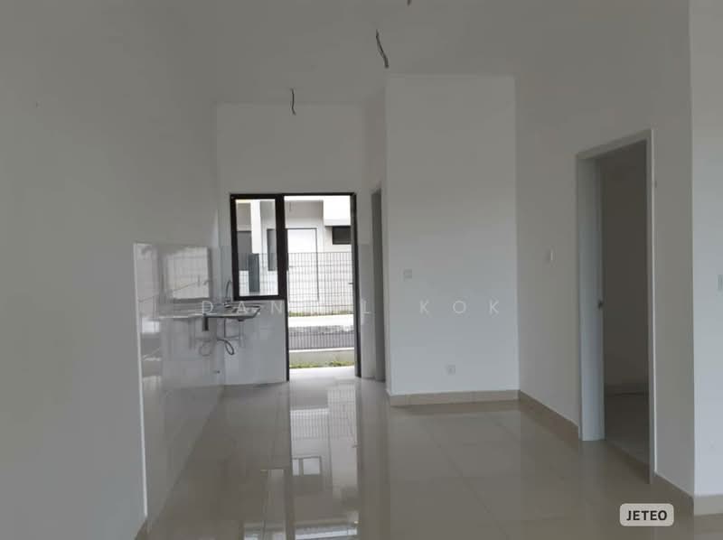 Rumah Teres 2 Tingkat untuk Dijual di Bandar Mahkota (Banting) - Daniel Kok - Kitchen - PropertyGuru.com.my