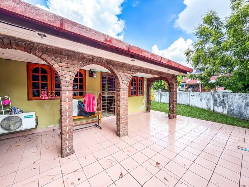 1-storey Terraced House for Sale in Taman Lucky (Bangsar) - Mohammad Omar - PropertyGuru.com.my