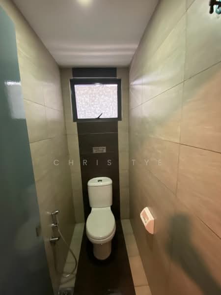 Kedai untuk Disewa di Seksyen 13 (Shah Alam) - Chris Tye - Bathroom - PropertyGuru.com.my