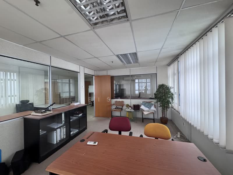 Kedai / Pejabat untuk Dijual di Kelana Jaya (Petaling Jaya) - Feisal . - Study - PropertyGuru.com.my