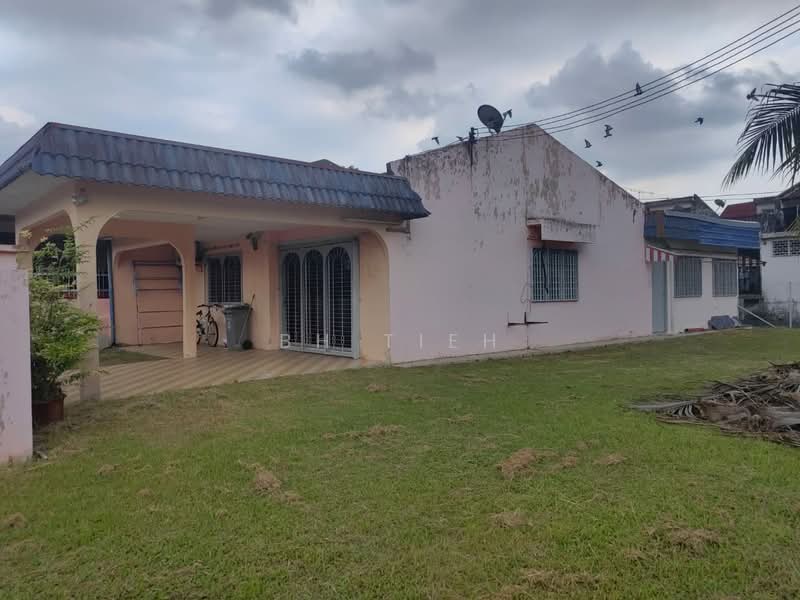 Rumah Teres 1 Tingkat untuk Dijual di Tampin (Negeri Sembilan) - BH Tieh - Exterior - PropertyGuru.com.my