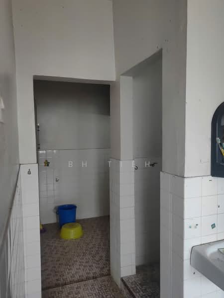 Rumah Teres 1 Tingkat untuk Dijual di Tampin (Negeri Sembilan) - BH Tieh - Bathroom - PropertyGuru.com.my