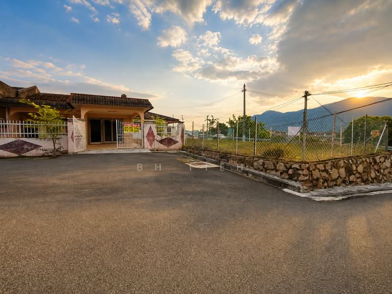 Rumah Teres 1 Tingkat untuk Dijual di Tampin (Negeri Sembilan) - BH Tieh - Exterior - PropertyGuru.com.my