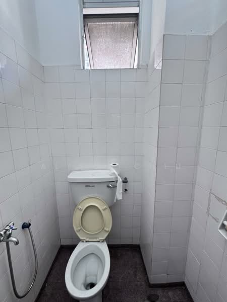 Office for Rent in Bandar Menjalara (Kuala Lumpur) - Alison Chiu - Bathroom - PropertyGuru.com.my