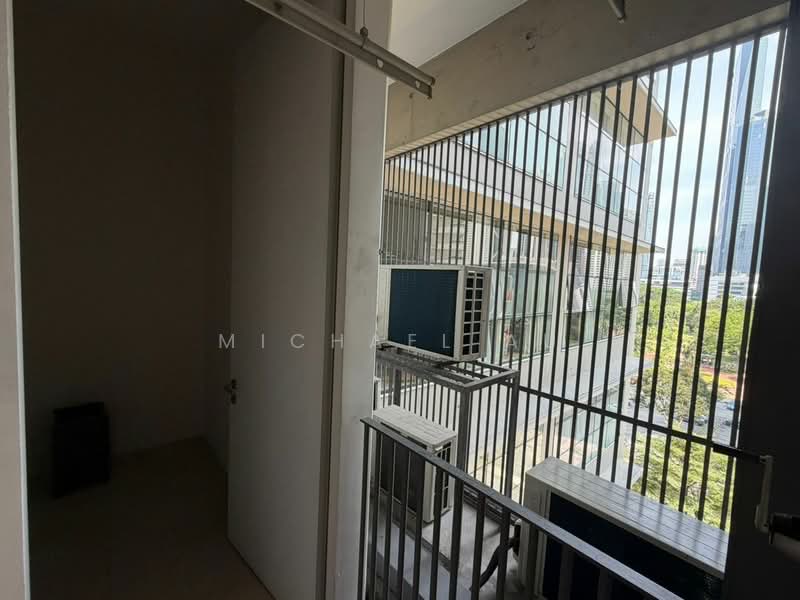 Kondominium untuk Dijual di Park Seven - Michael Au - Balcony - PropertyGuru.com.my