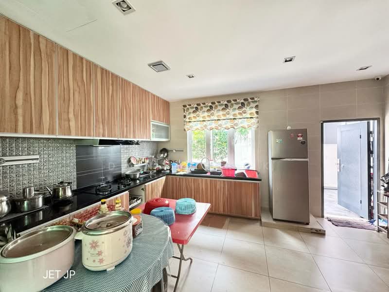 Rumah Banglo untuk Dijual di Bandar Parklands (Klang) - Daniel Kok - Kitchen - PropertyGuru.com.my