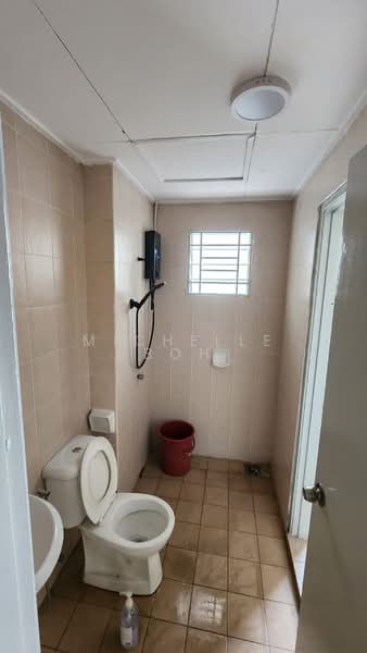Rumah Teres untuk Dijual di Kota Kemuning (Shah Alam) - Michelle Boh - Bathroom - PropertyGuru.com.my