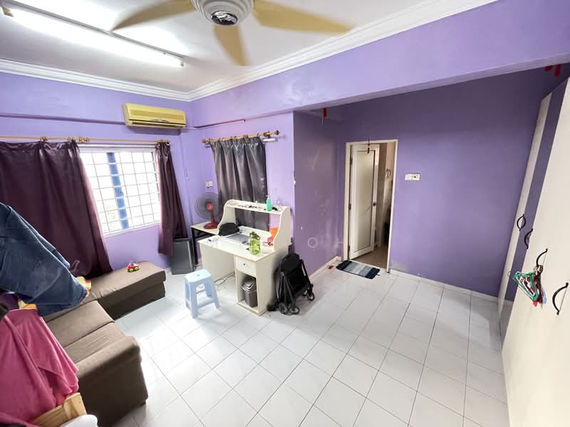 Condominium for Sale at Casa Venicia Condominium - MY Loh - Living Room - PropertyGuru.com.my