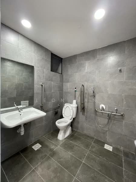 Service Residence for Rent at Renna Residence @ The NorthBank - Leon Tan - Bathroom - PropertyGuru.com.my