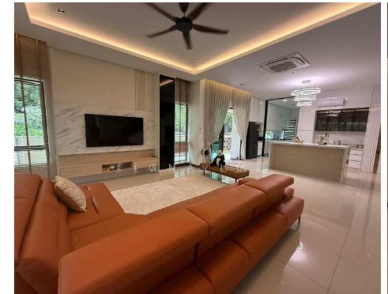 Semi-Detached House for Sale in Rawang (Selangor) - Fiona Lee - Living Room - PropertyGuru.com.my
