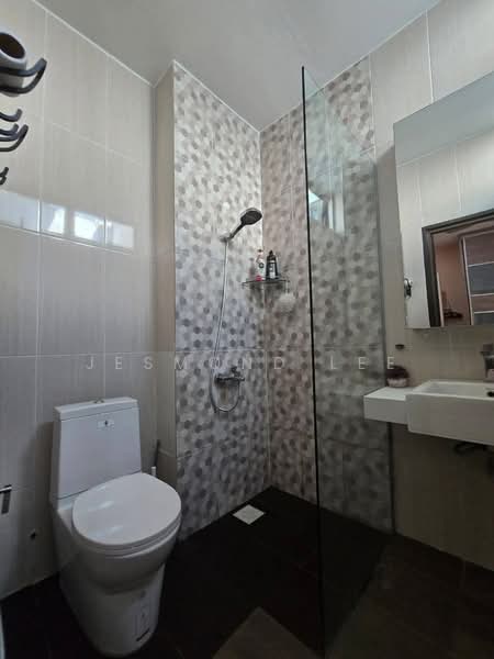 Cluster House for Sale in Senibong (Permas Jaya) - Jesmond Lee - Bathroom - PropertyGuru.com.my